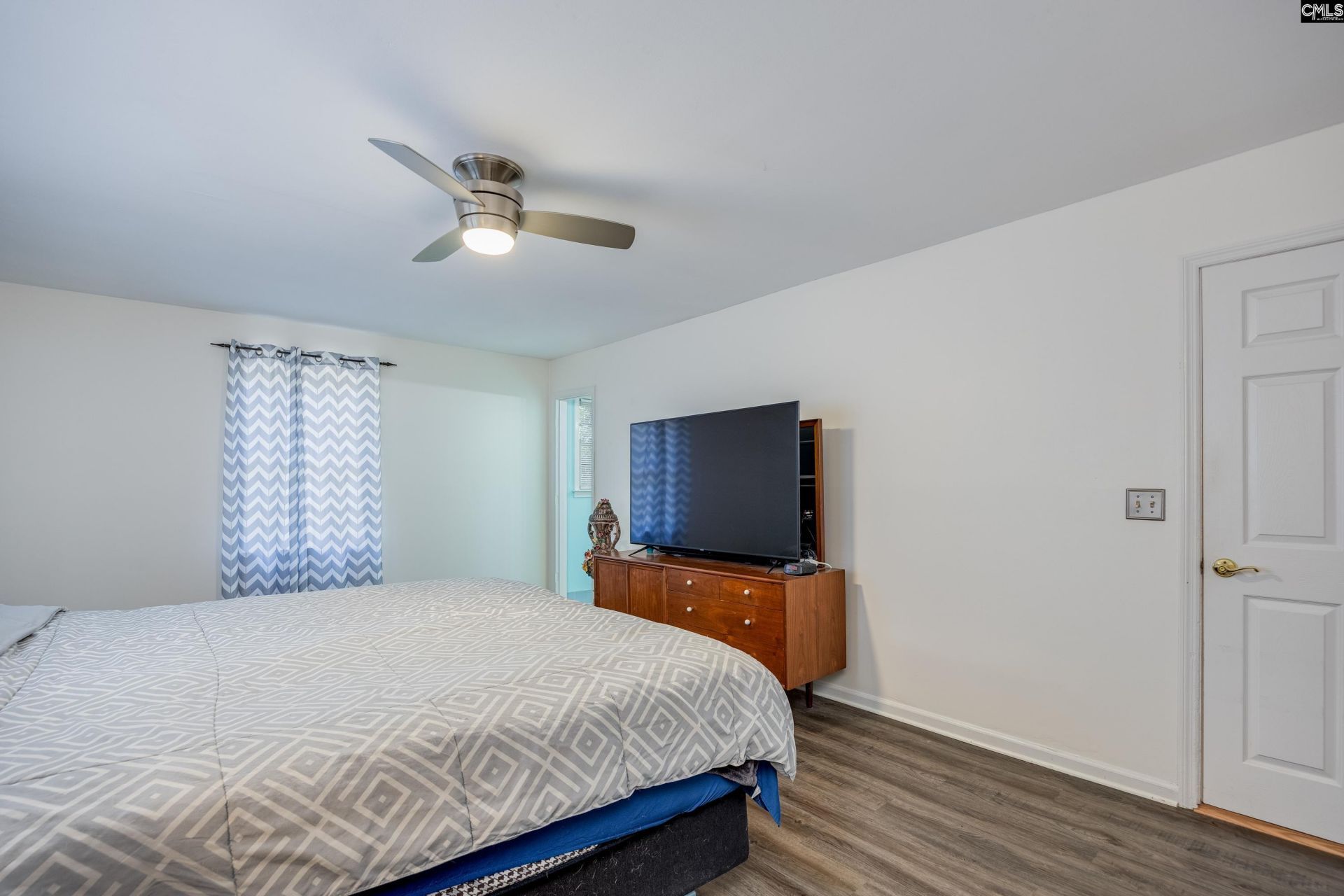 540 Lakeshore Drive  Photo 30