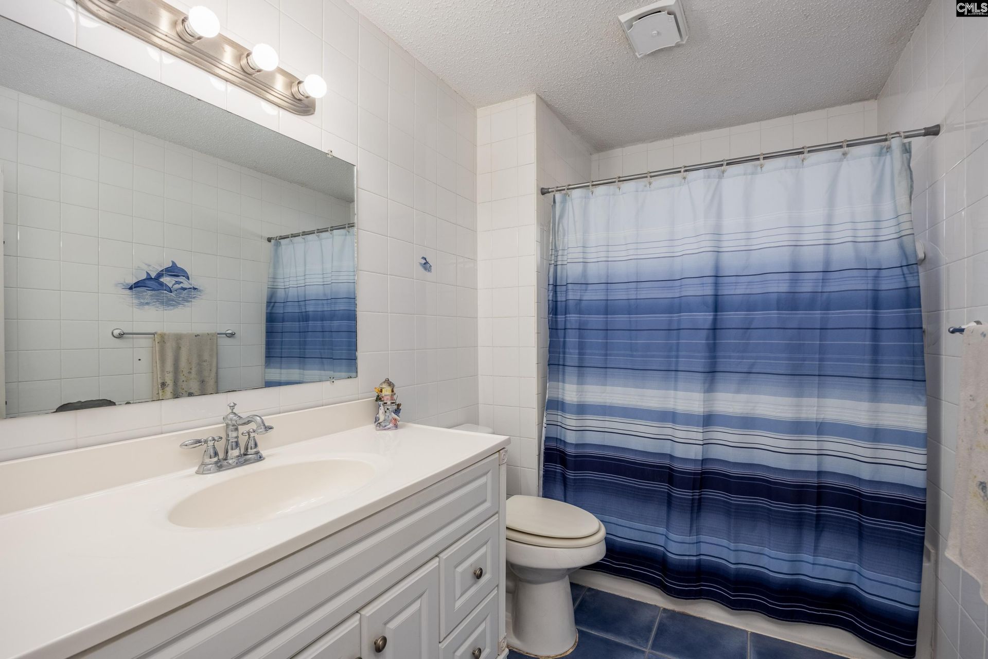 540 Lakeshore Drive  Photo 40