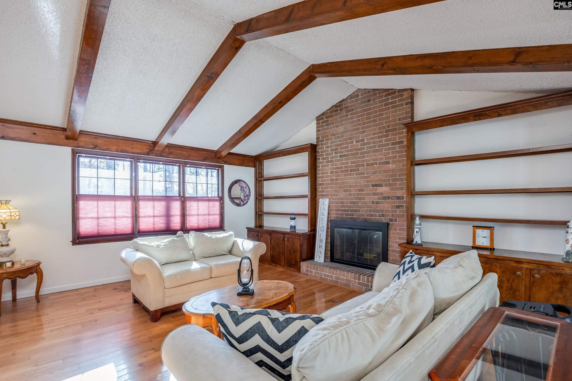 540 Lakeshore Drive  Photo 7