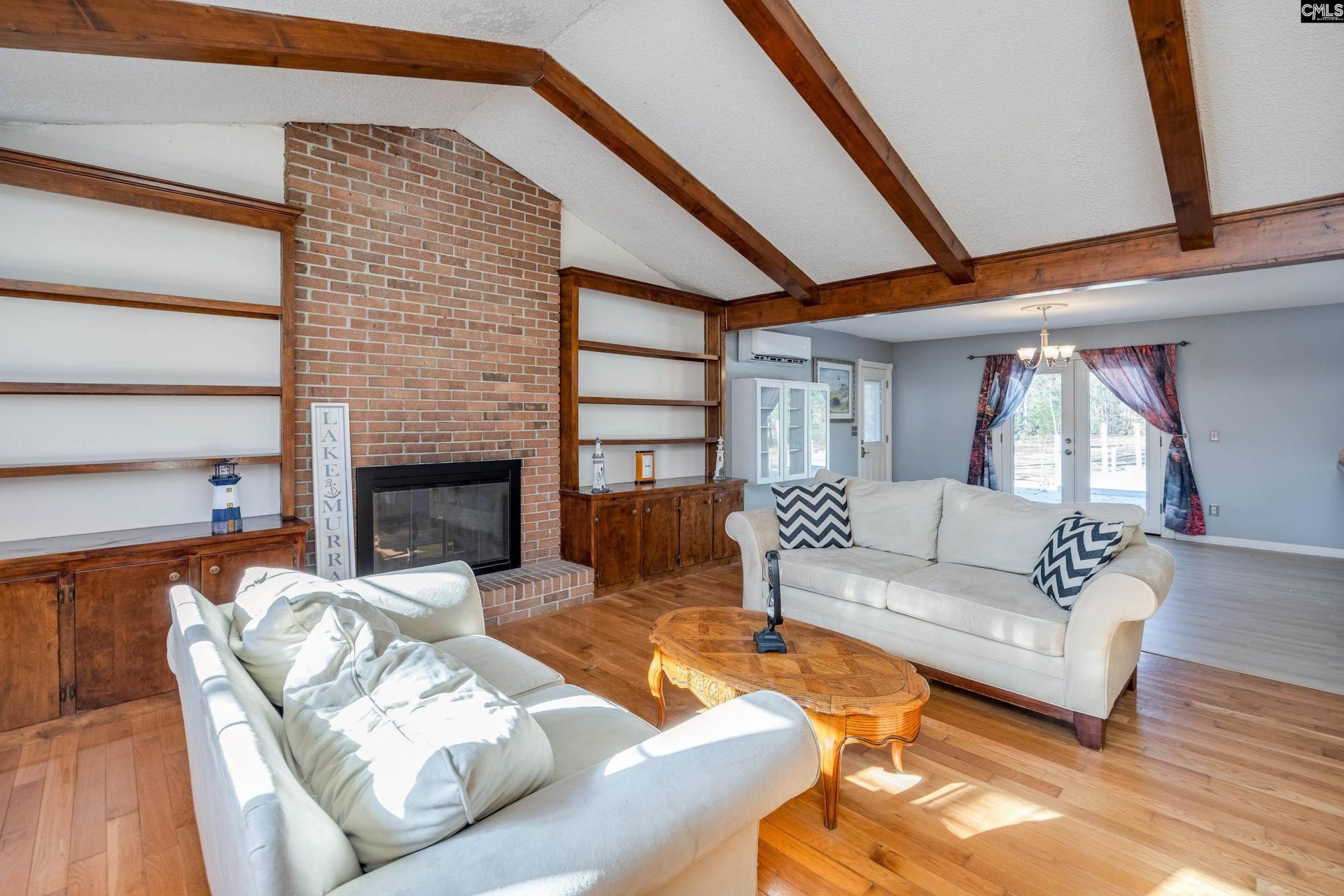 540 Lakeshore Drive  Photo 8