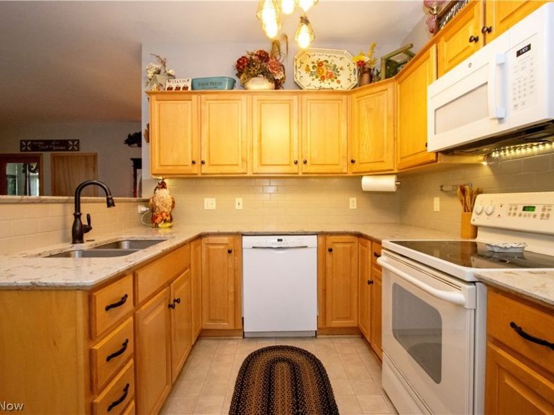 2457 Barrington Way, Unit 322, Wooster, OH 44691 Photo 7