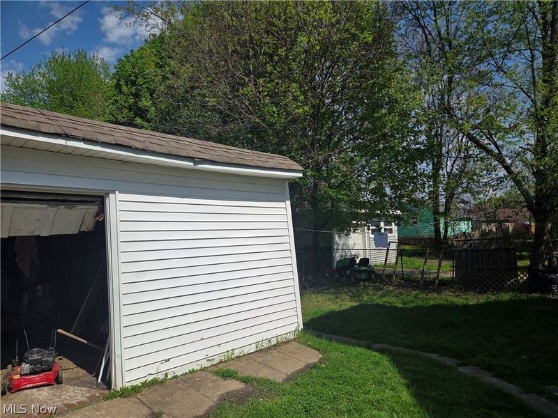 10918 Oliver Road, Cleveland, OH 44111 Photo 33