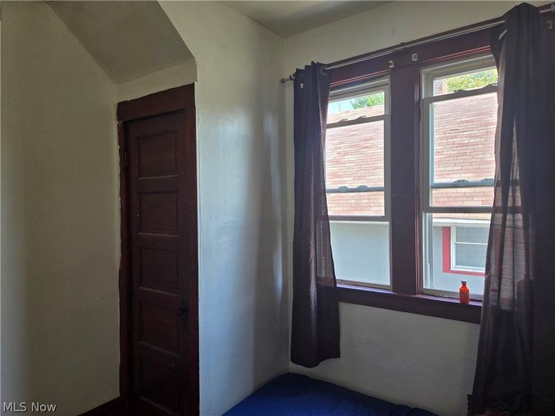 10918 Oliver Road, Cleveland, OH 44111 Photo 7