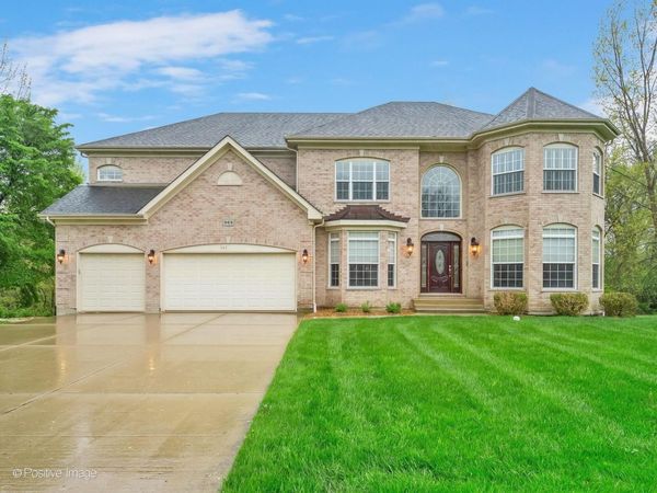 969 Reading Street , Bartlett, IL 60103