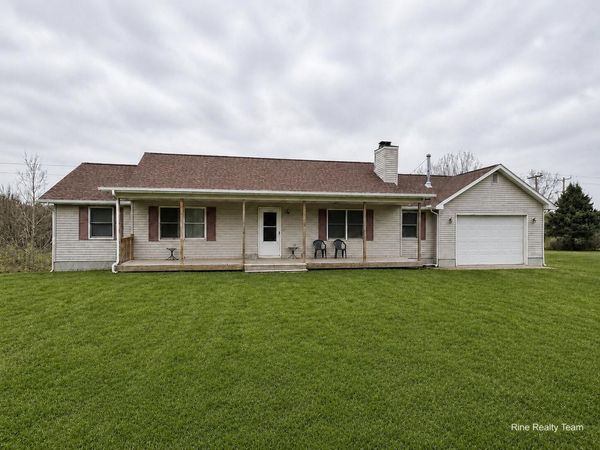 5655 Pingree Road, Howell, MI 48843