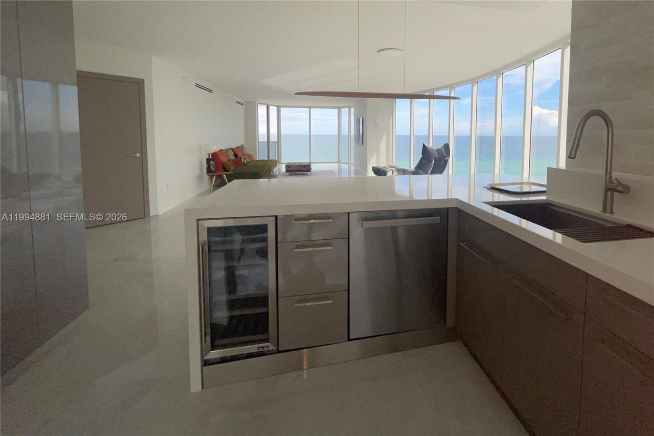 17555 Collins Ave , Unit 1001, Sunny Isles Beach, FL 33160 Photo