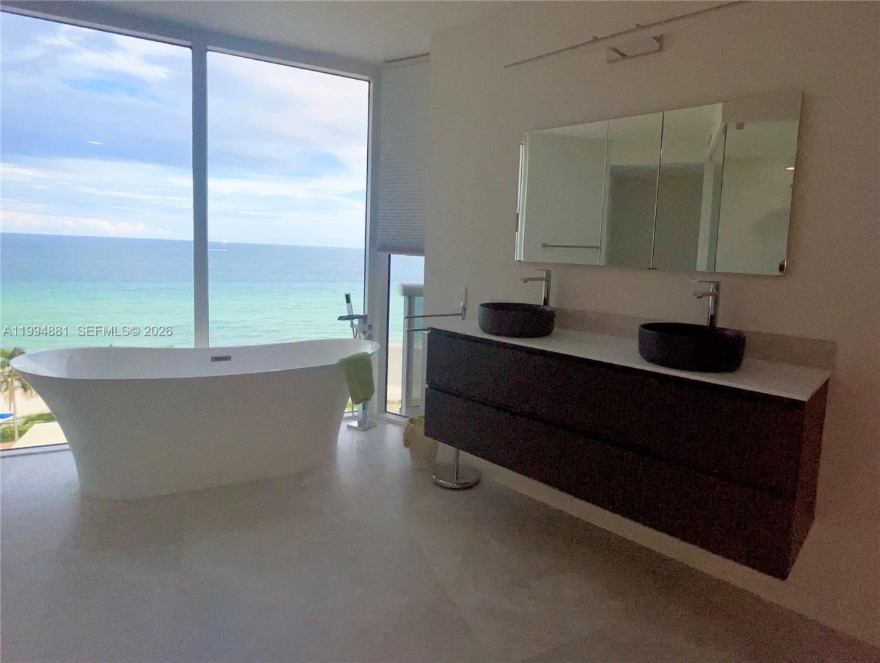 17555 Collins Ave , Unit 1001, Sunny Isles Beach, FL 33160 Photo