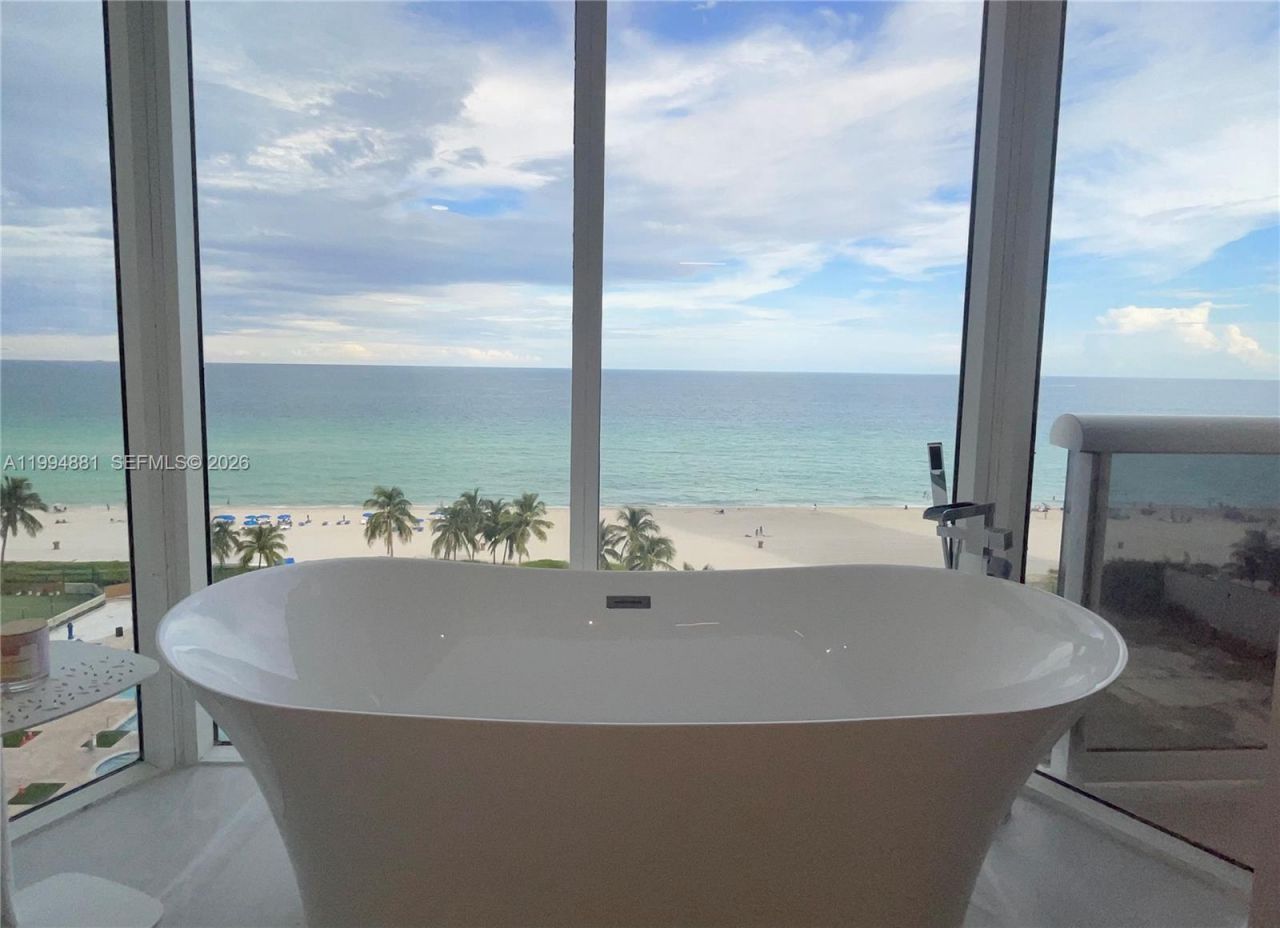 17555 Collins Ave , Unit 1001, Sunny Isles Beach, FL 33160 Photo