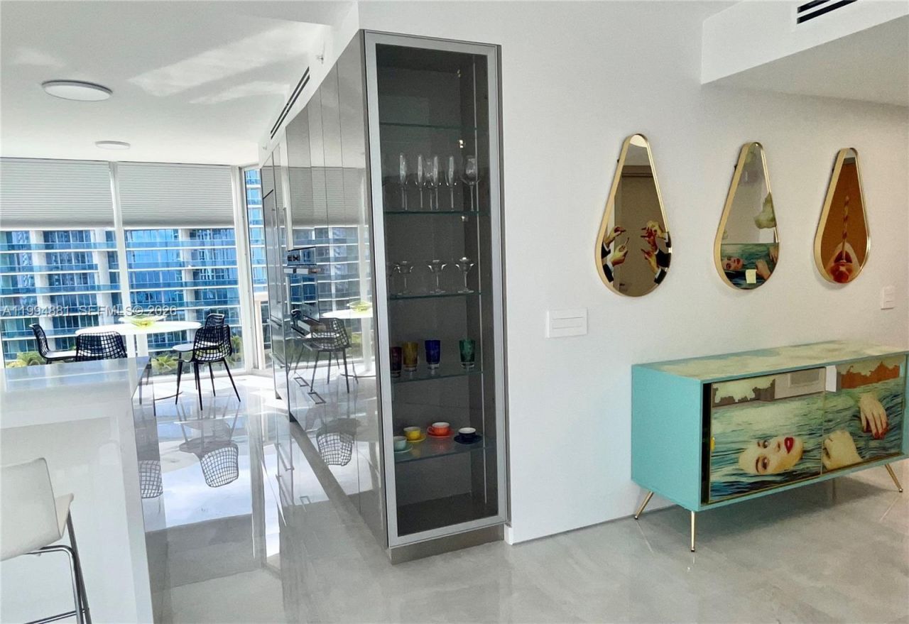 17555 Collins Ave , Unit 1001, Sunny Isles Beach, FL 33160 Photo
