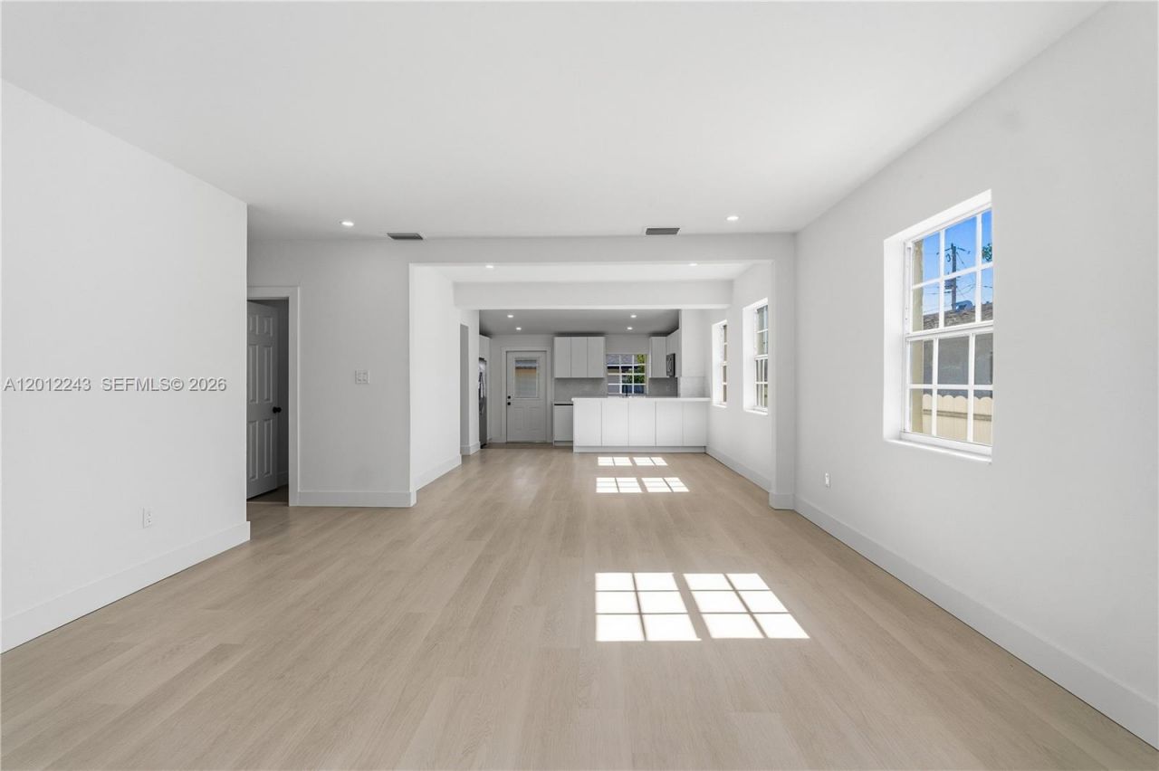 Please Call For Address, Hialeah, FL 33013 Photo