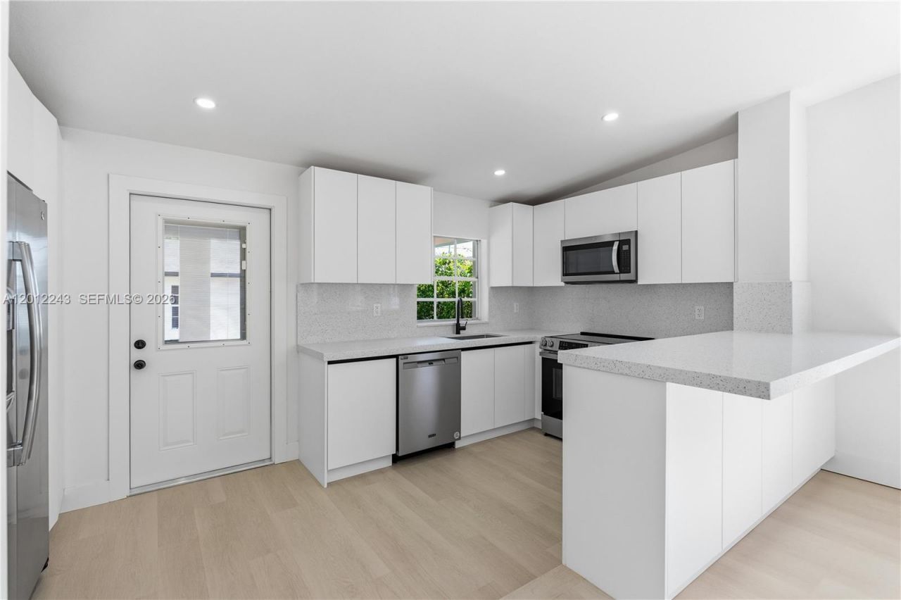 Please Call For Address, Hialeah, FL 33013 Photo