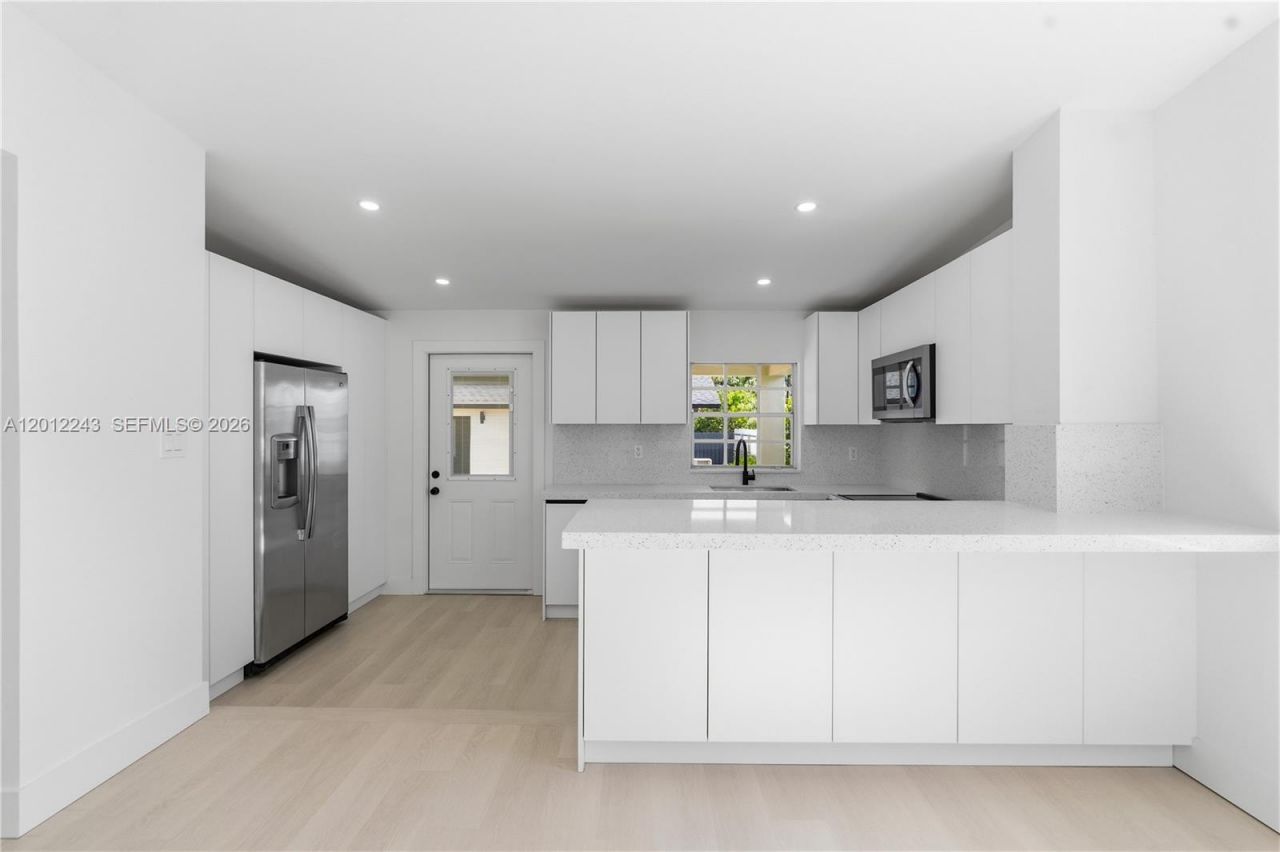 Please Call For Address, Hialeah, FL 33013 Photo
