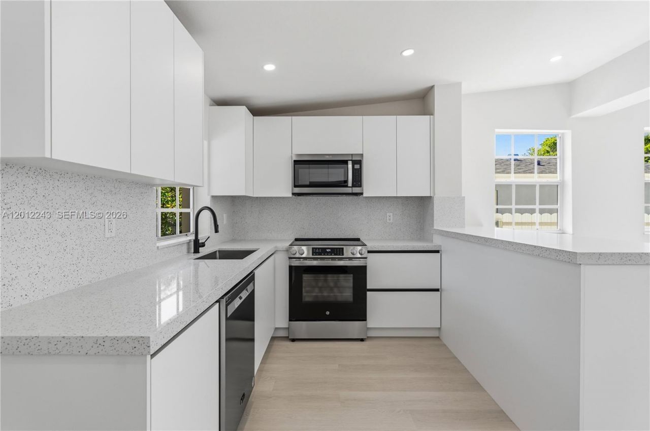 Please Call For Address, Hialeah, FL 33013 Photo