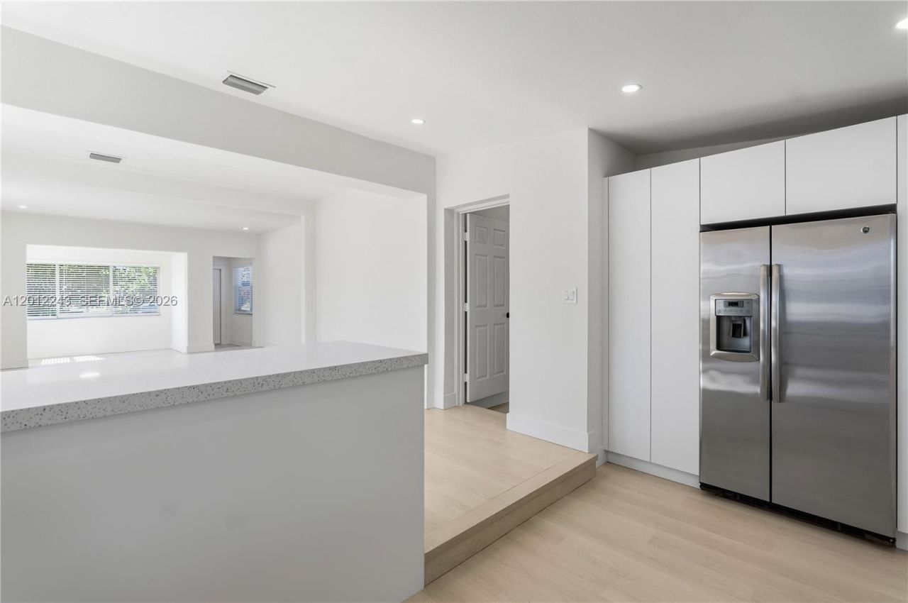 Please Call For Address, Hialeah, FL 33013 Photo