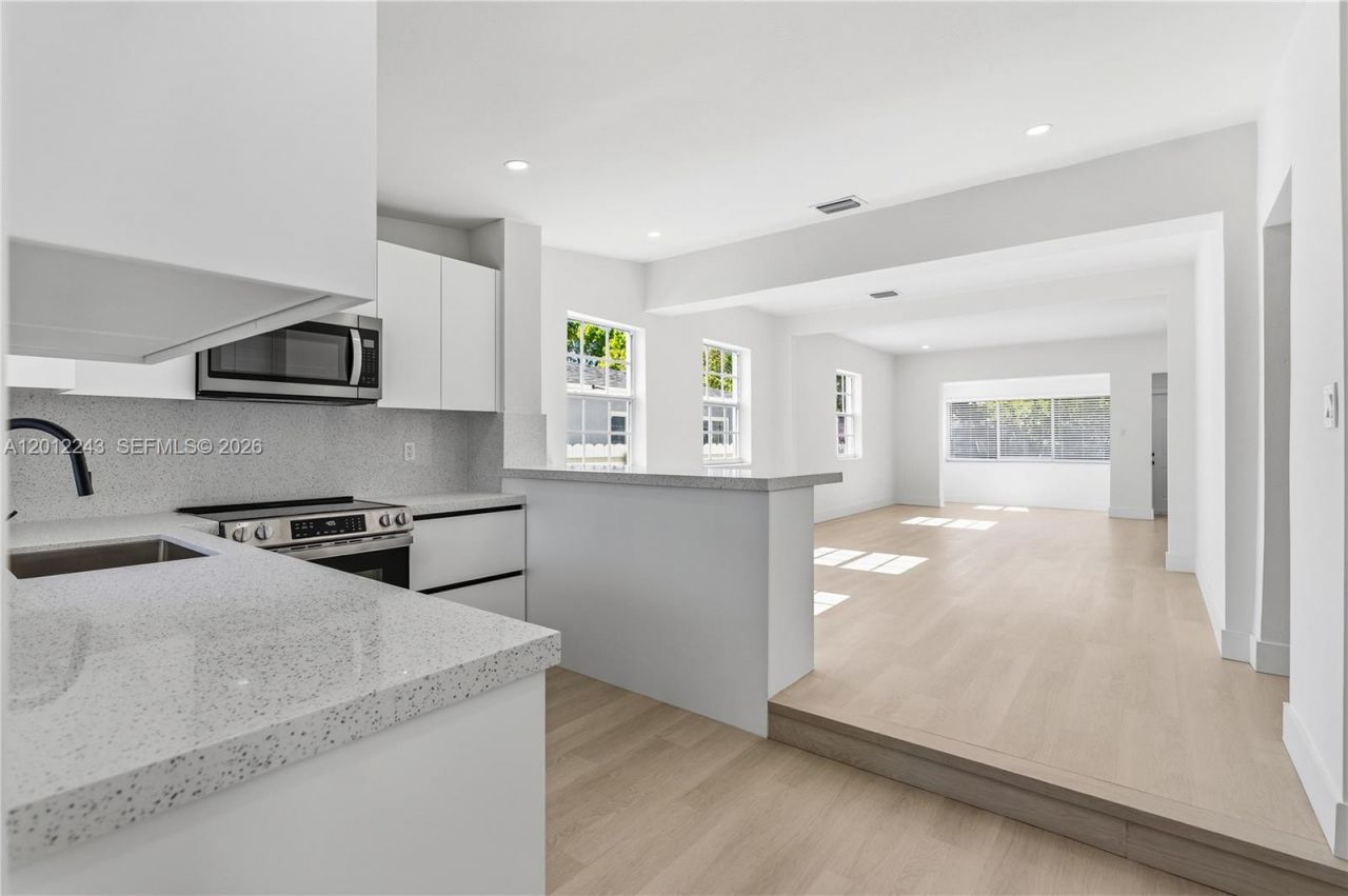 Please Call For Address, Hialeah, FL 33013 Photo