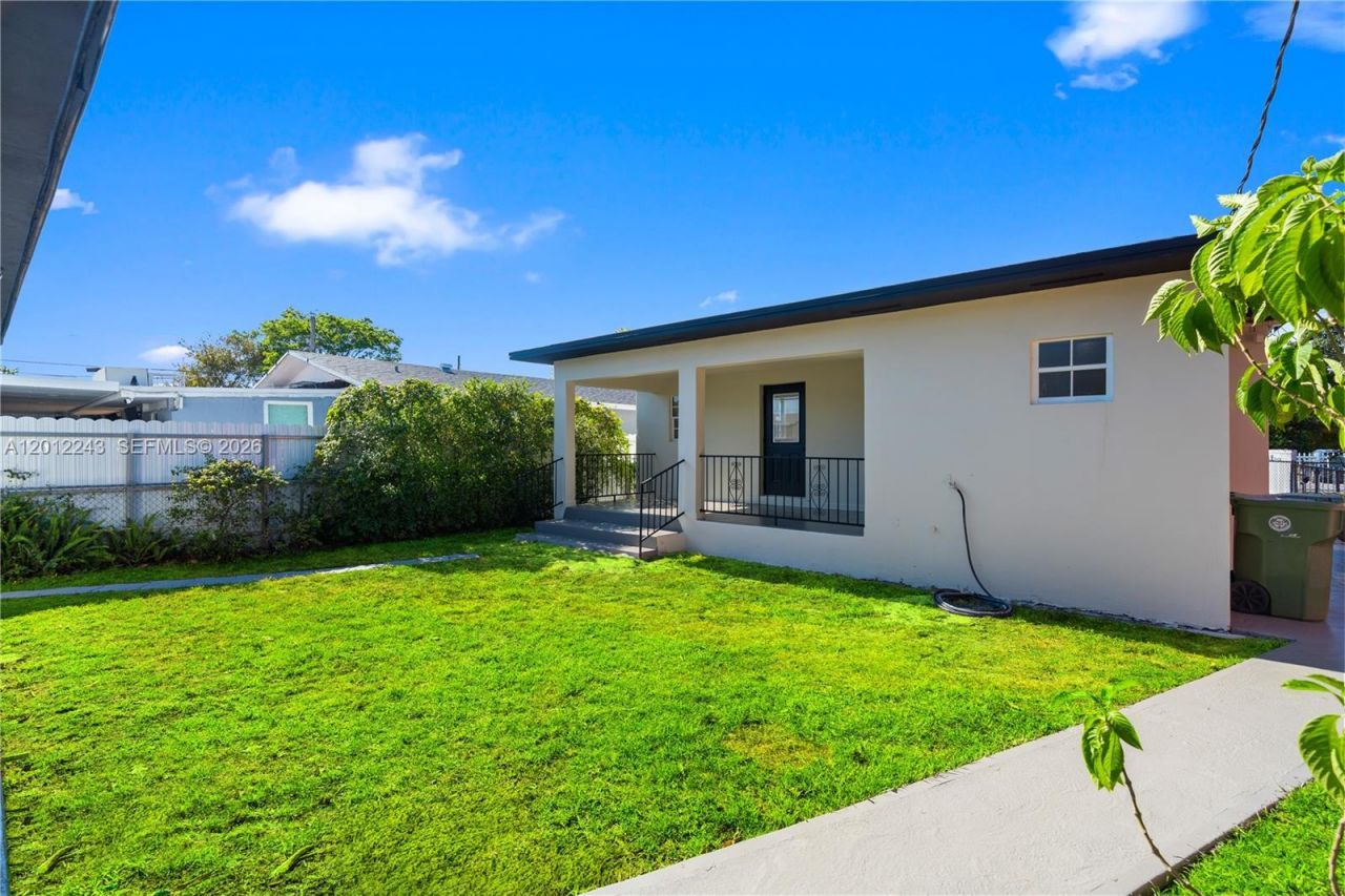 Please Call For Address, Hialeah, FL 33013 Photo