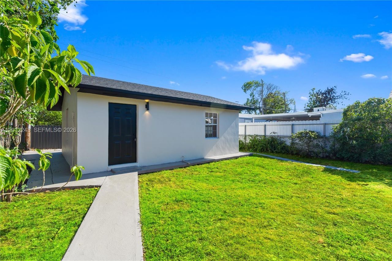 Please Call For Address, Hialeah, FL 33013 Photo