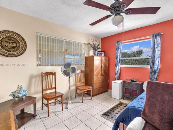 16901 NE 13th Ave, Unit 303, Miami, FL 33162