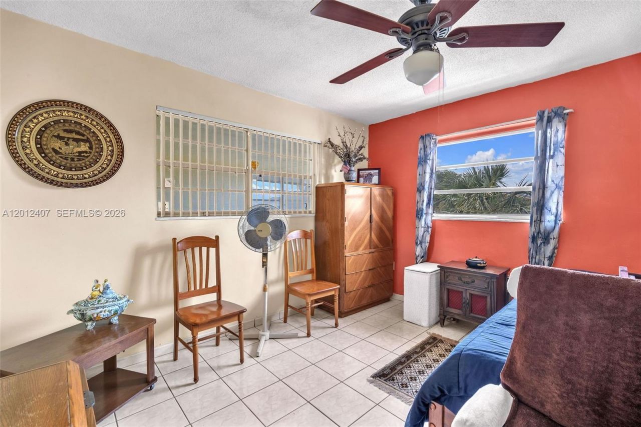 16901 NE 13th Ave, Unit 303, Miami, FL 33162 Photo
