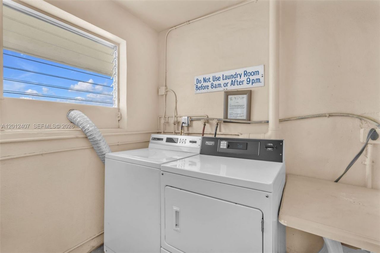 16901 NE 13th Ave, Unit 303, Miami, FL 33162 Photo
