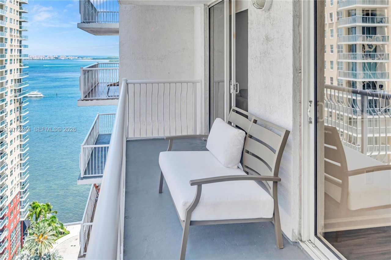 1200 Brickell Bay Dr , Unit 2304, Miami, FL 33131 Photo