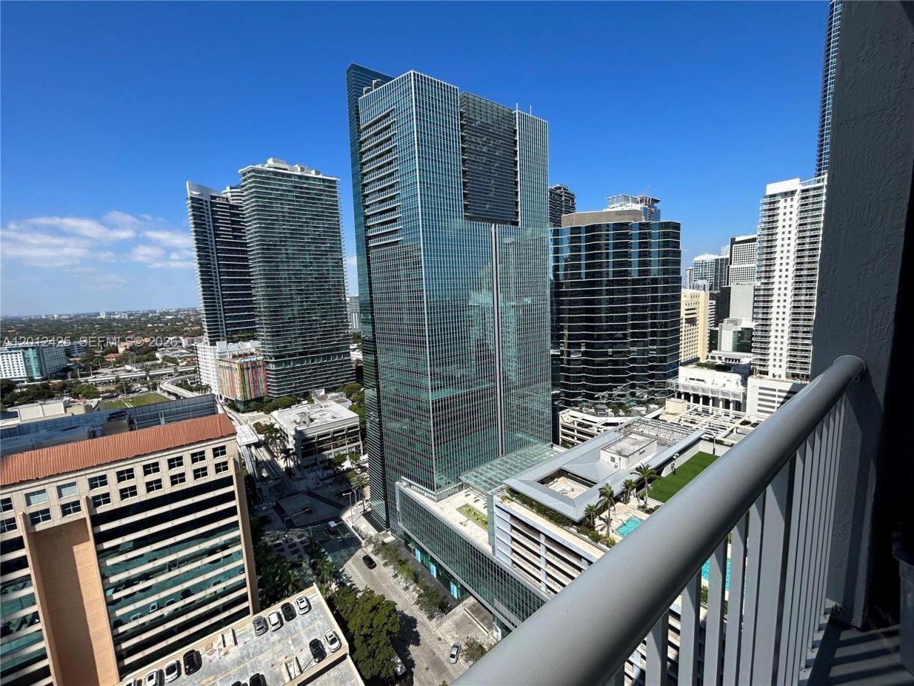 170 SE 14th St , Unit 2906, Miami, FL 33131 Photo