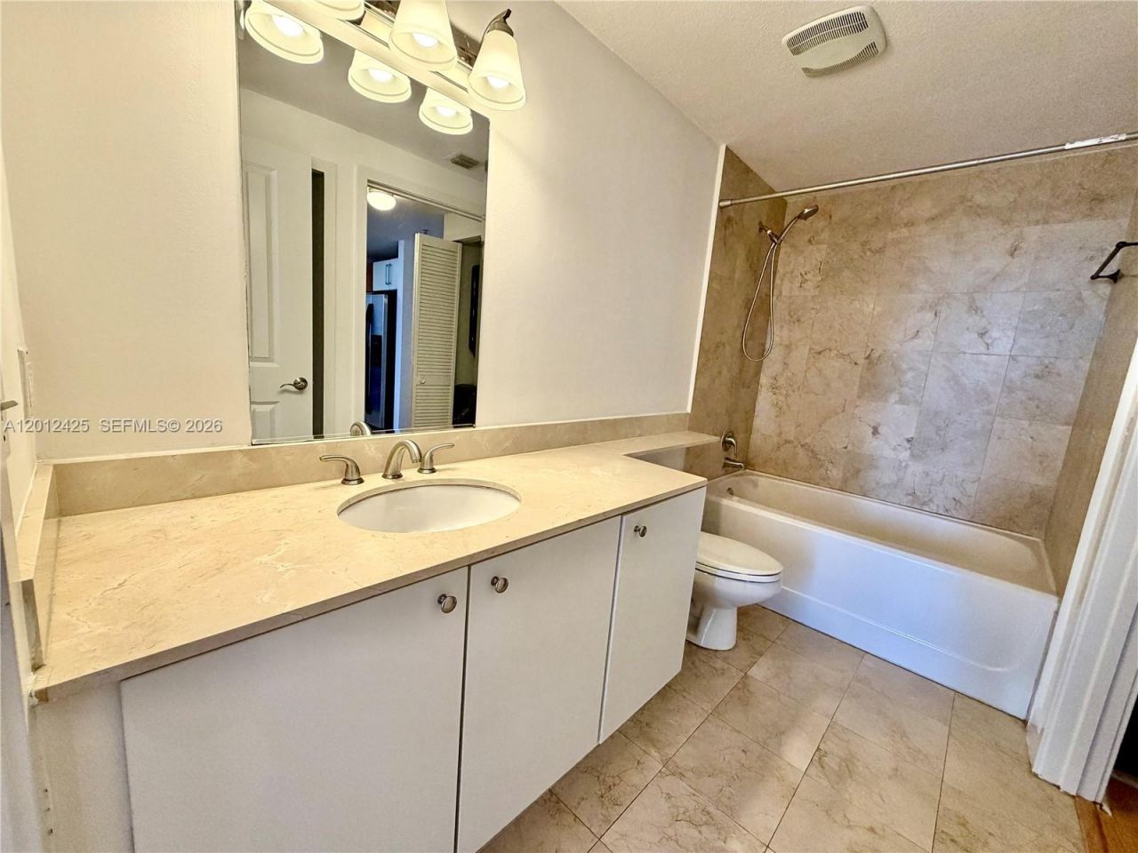 170 SE 14th St , Unit 2906, Miami, FL 33131 Photo