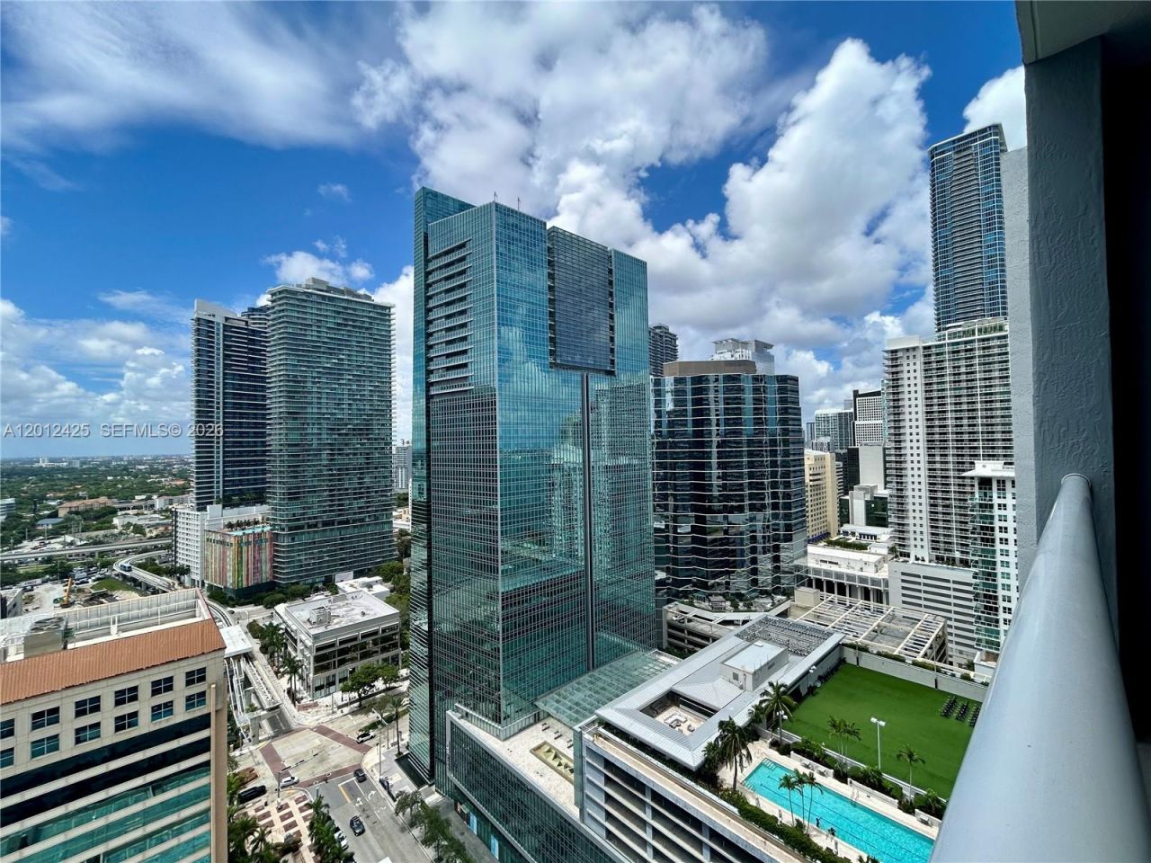 170 SE 14th St , Unit 2906, Miami, FL 33131 Photo