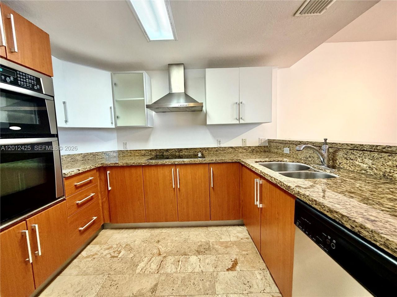170 SE 14th St , Unit 2906, Miami, FL 33131 Photo