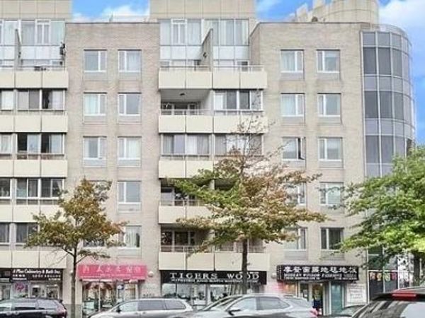 132-03 Sanford Avenue , Unit 2F, Flushing, NY 11355