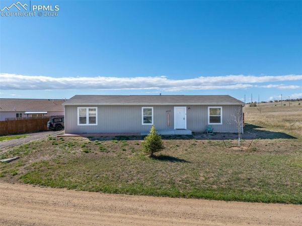 4822 W Isabella Drive, Colorado City, CO 81019