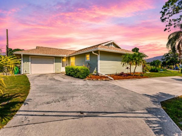 2411 SE Floresta Drive, Port St. Lucie, FL 34984
