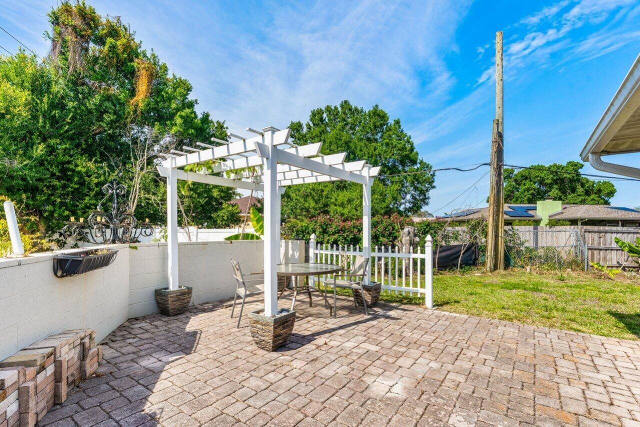 2411 SE Floresta Drive, Port Saint Lucie, FL 34984 Photo
