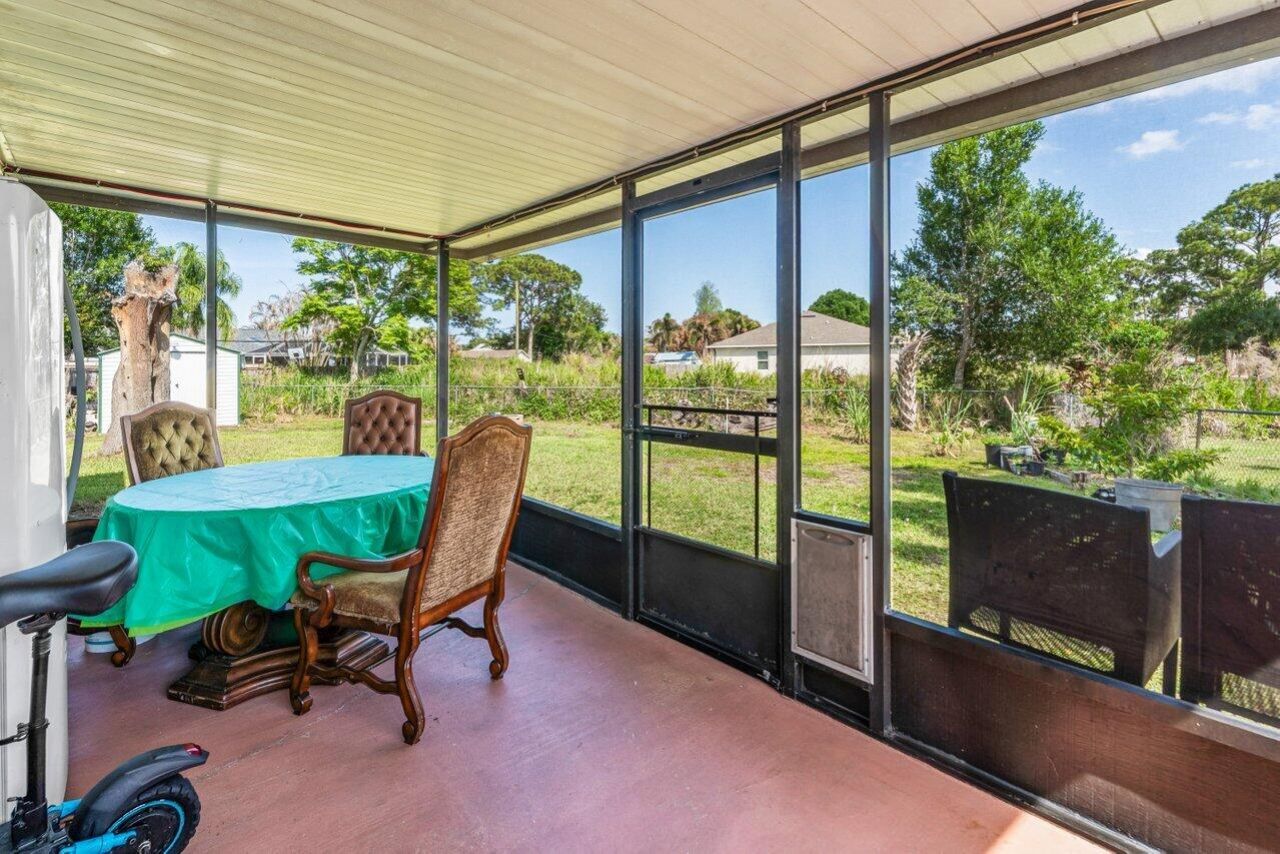 2411 SE Floresta Drive, Port Saint Lucie, FL 34984 Photo