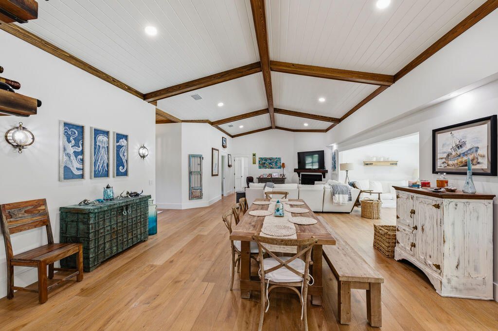 835 N East Stokes Terrace, Jensen Beach, FL 34957 Photo