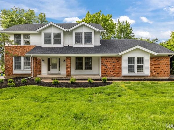 11228 Mosley Farm Court, St Louis, MO 63141