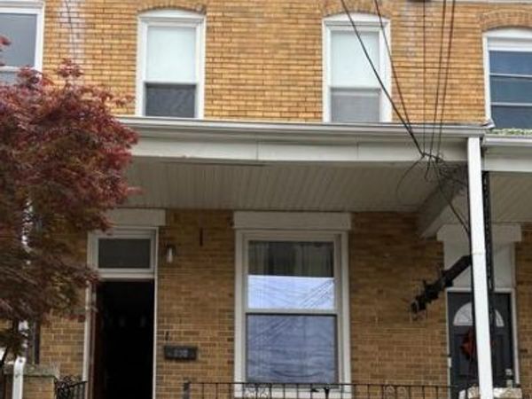 230 N SYCAMORE AVENUE , CLIFTON HEIGHTS, PA 19018