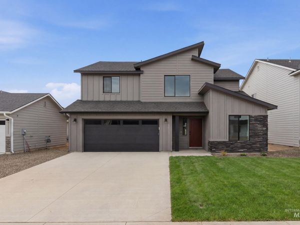 6608 W Plateau Creek Dr, Meridian, ID 83646