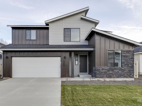6608 W Plateau Creek Dr, Meridian, ID 83646