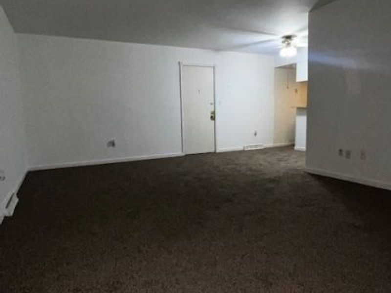 3020 North River Road, Unit G3, Warren, OH 44483 Photo 6