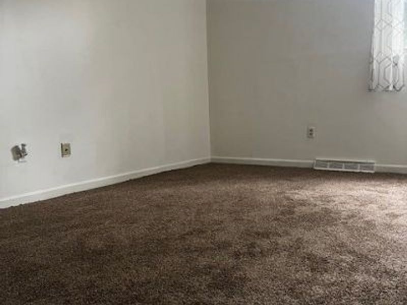 3020 North River Road, Unit G3, Warren, OH 44483 Photo 9