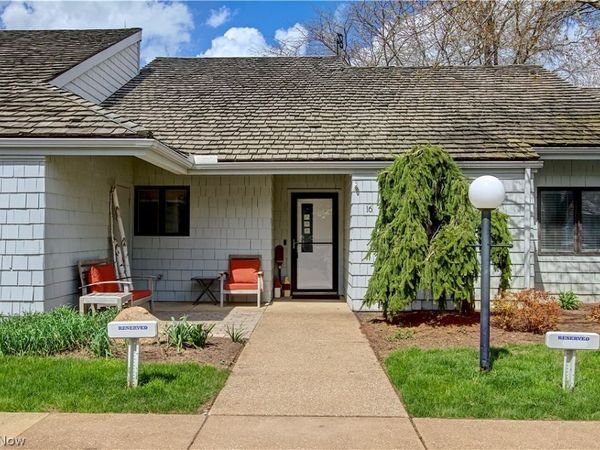 16 Sawmill Creek Drive W. , Unit 16, Huron, OH 44839