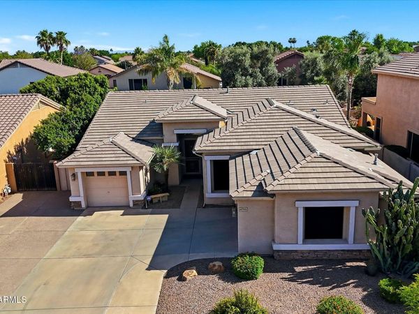 6795 W LONE CACTUS Drive, Glendale, AZ 85308