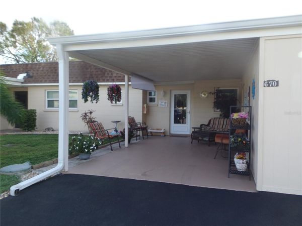670 PARK CIRCLE , BRADENTON, FL 34207