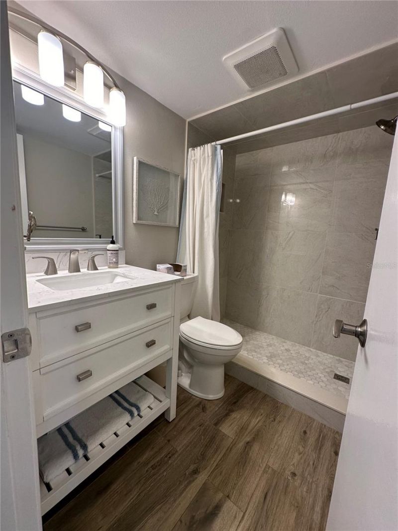 6104 Palma Del Mar Boulevard S, Unit 102, Saint Petersburg, FL 33715 Photo