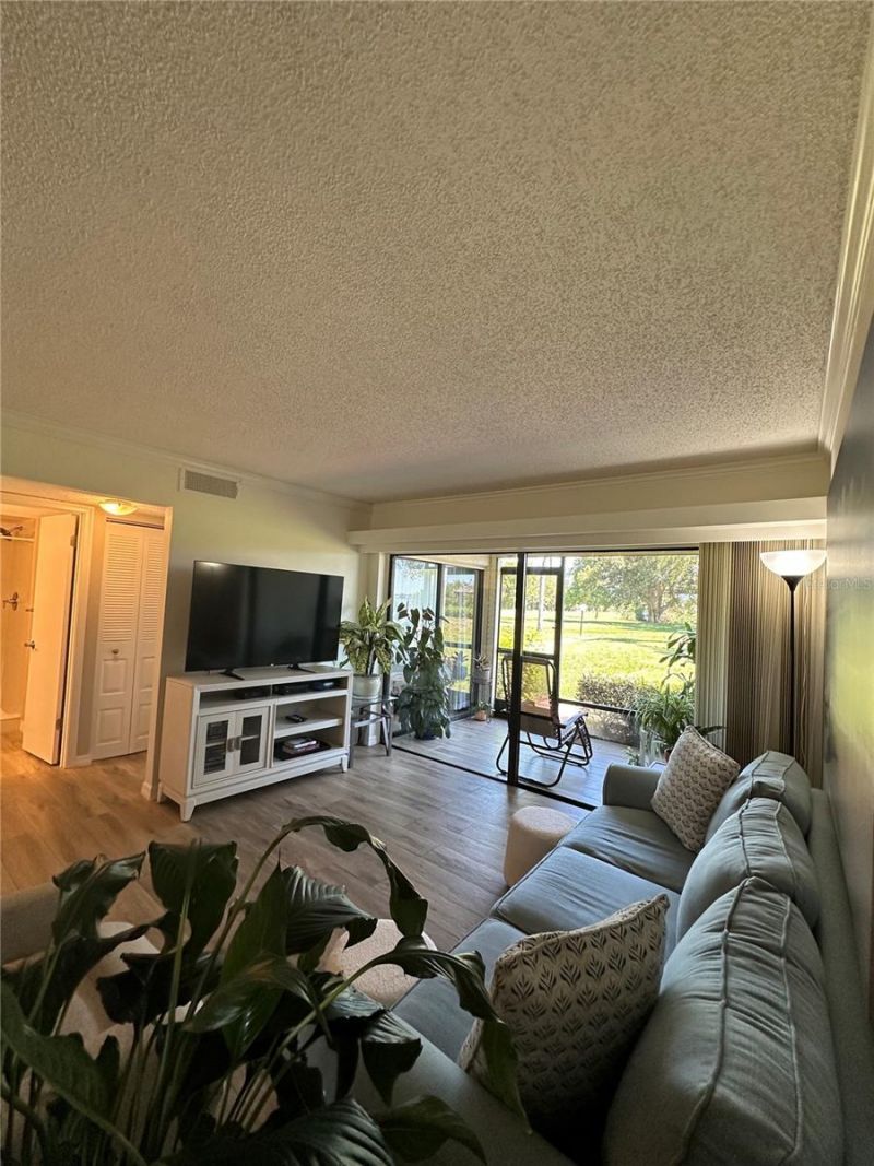 6104 Palma Del Mar Boulevard S, Unit 102, Saint Petersburg, FL 33715 Photo