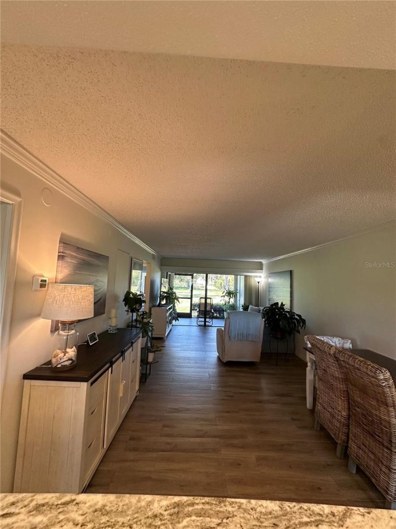 6104 Palma Del Mar Boulevard S, Unit 102, Saint Petersburg, FL 33715 Photo