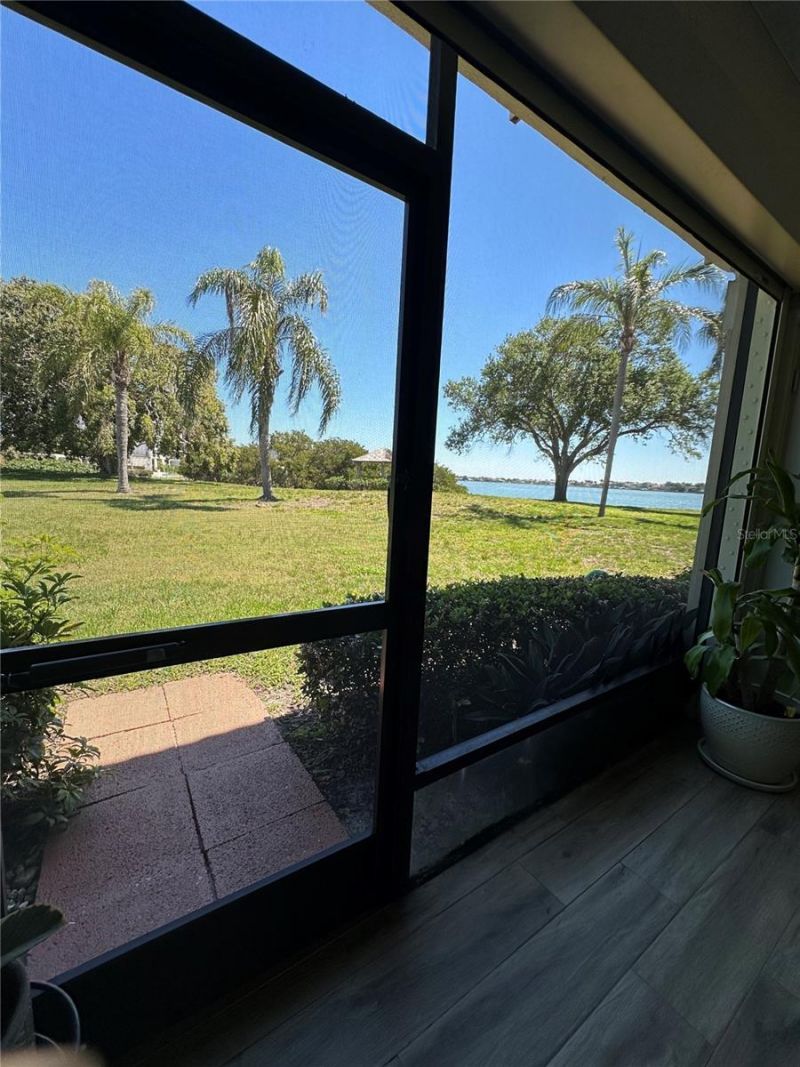 6104 Palma Del Mar Boulevard S, Unit 102, Saint Petersburg, FL 33715 Photo