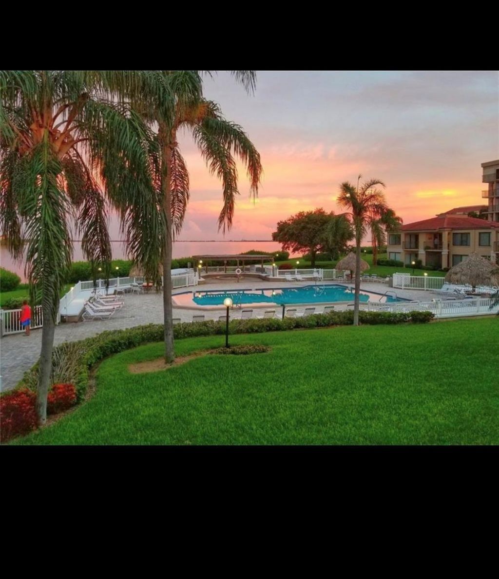 6104 Palma Del Mar Boulevard S, Unit 102, Saint Petersburg, FL 33715 Photo