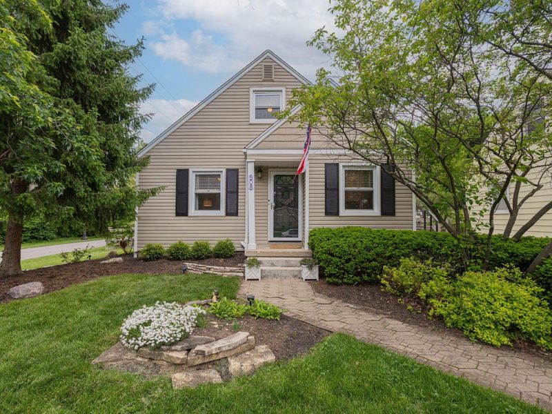 508 Chatham Road, Columbus, OH 43214 Photo 1